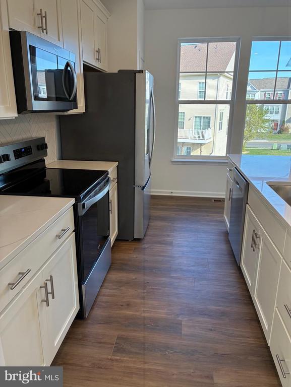 Building Photo - 473 Husky Trl