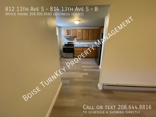 Building Photo - 812 13th Ave S