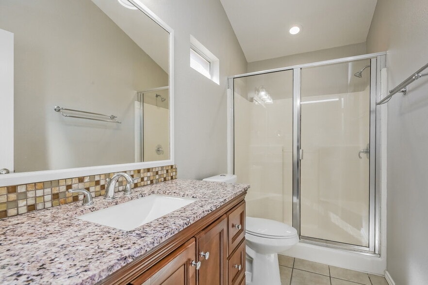 Building Photo - 1125 Browntop St