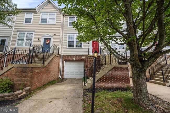 Building Photo - 21562 Iredell Terrace