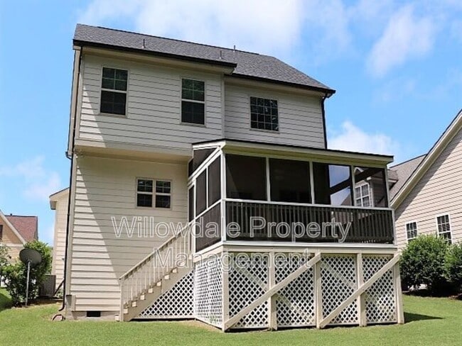 Building Photo - 717 Minerva Dale Dr