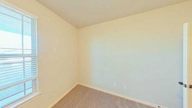 Building Photo - 905 SW 79th St