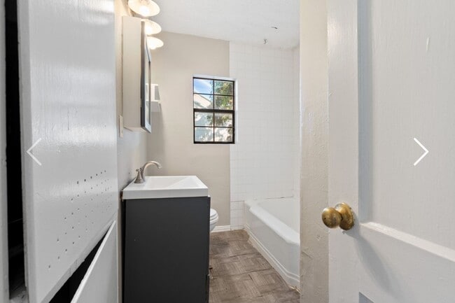 Building Photo - Great rental near Texas Tech University an...