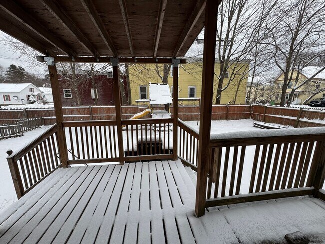 Building Photo - 29 Court St