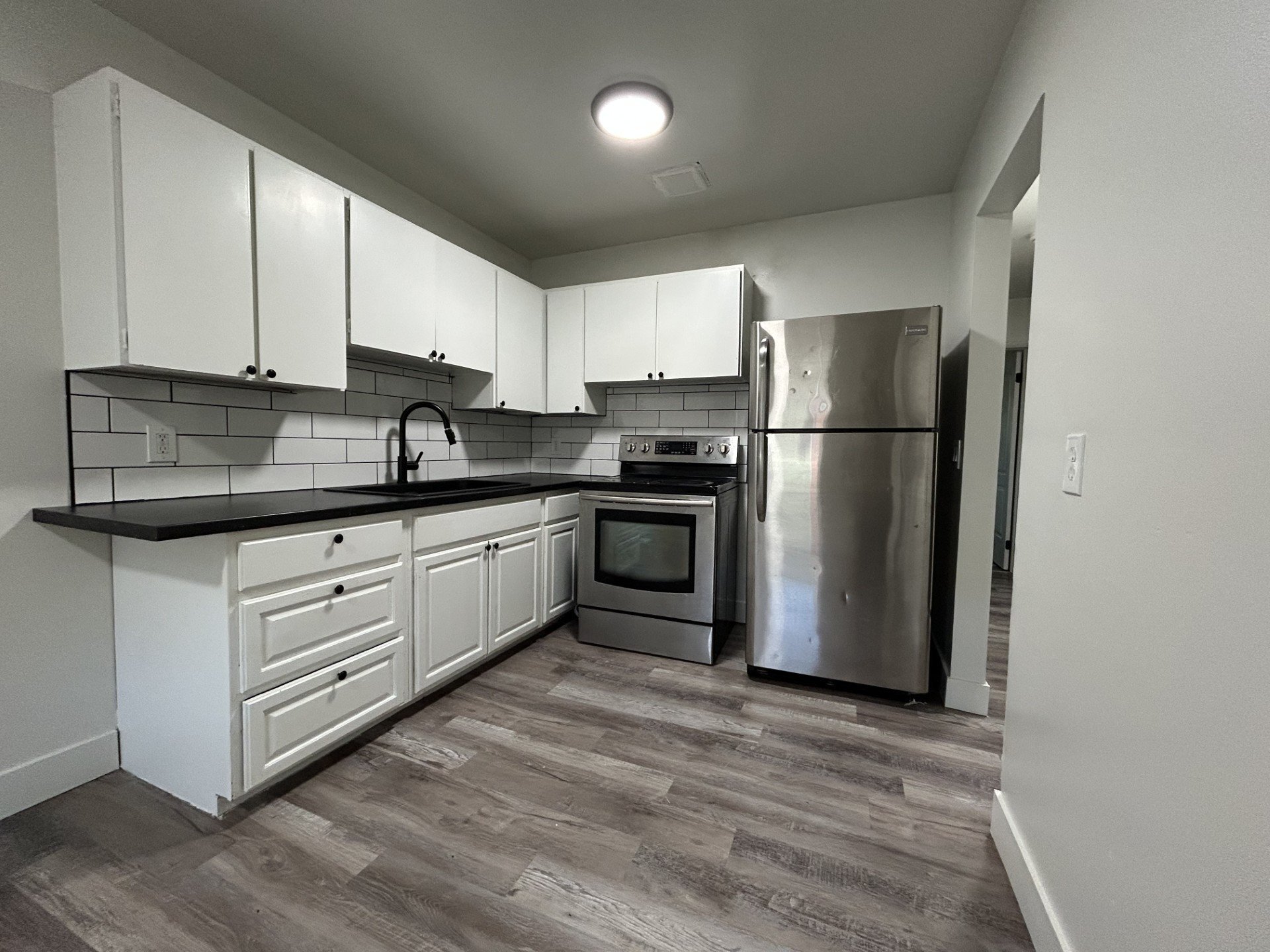 Building Photo - 1340 S 200 E