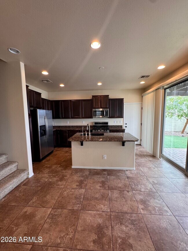 Building Photo - 3457 S Swan Dr
