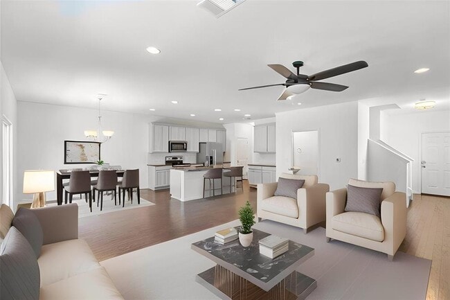 Building Photo - 6500 Routenburn St