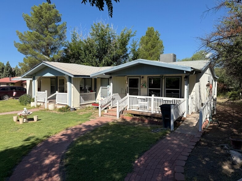 Building Photo - 56 Foot Grove Ln