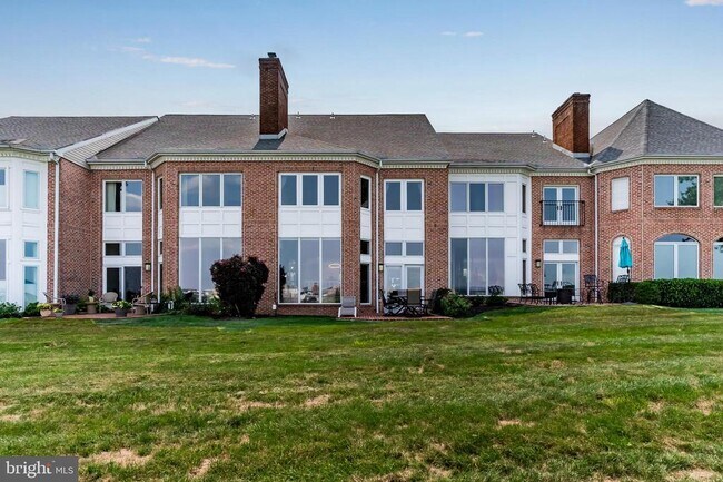 Building Photo - 543 Bridgeview Dr