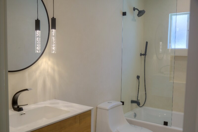 Building Photo - 3362 W Imperial Hwy