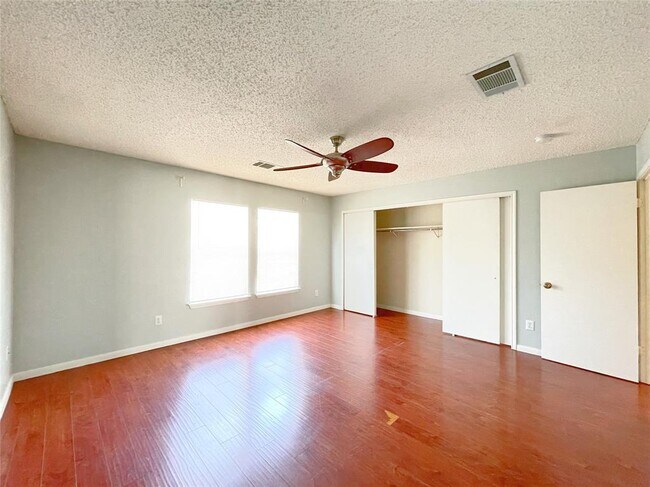 Building Photo - 2516 Stapleford Dr