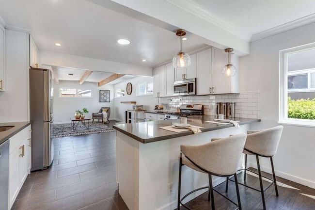 Building Photo - 36182 Magellan Dr