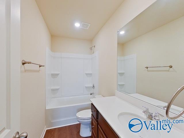 Building Photo - 1114 Freedom Pkwy