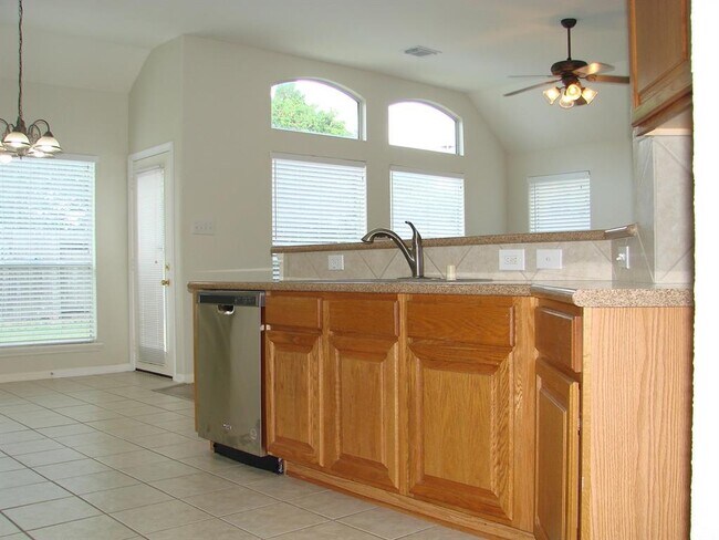 Building Photo - 22434 Cascade Springs Dr