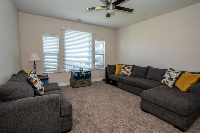 Building Photo - 7269 W Robinwood Ln