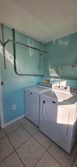 Building Photo - 4310 Garden Rd