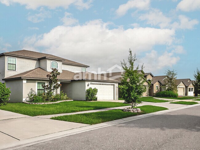 Building Photo - 1120 Brenton Leaf Dr
