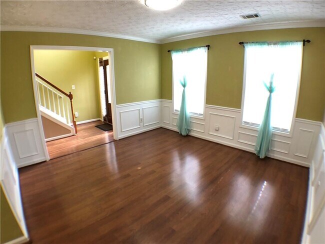 Building Photo - 3337 Baymount Way