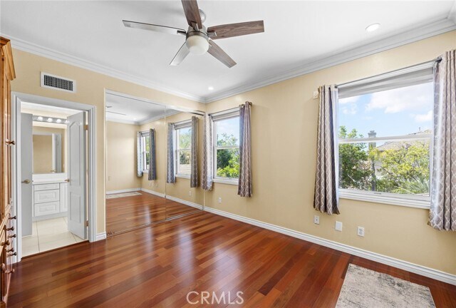 Building Photo - 996 N Antonio Cir