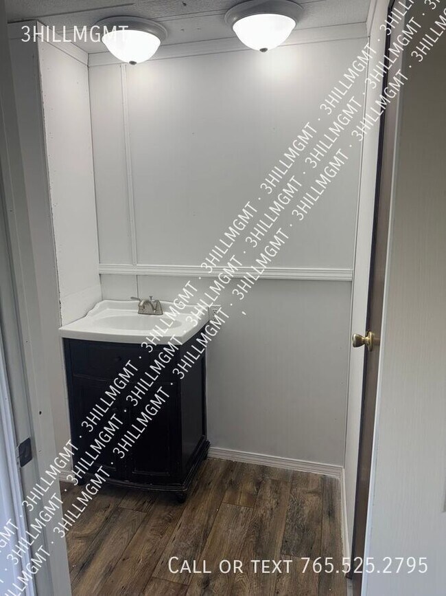 Building Photo - 22 W Kidds Mill Rd