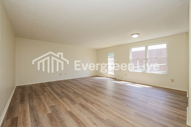 Building Photo - 8755 Mardi Gras Dr