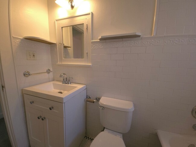 Building Photo - 440-442 Clarkson