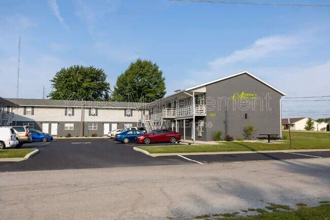 Building Photo - 1305 W Sandusky St