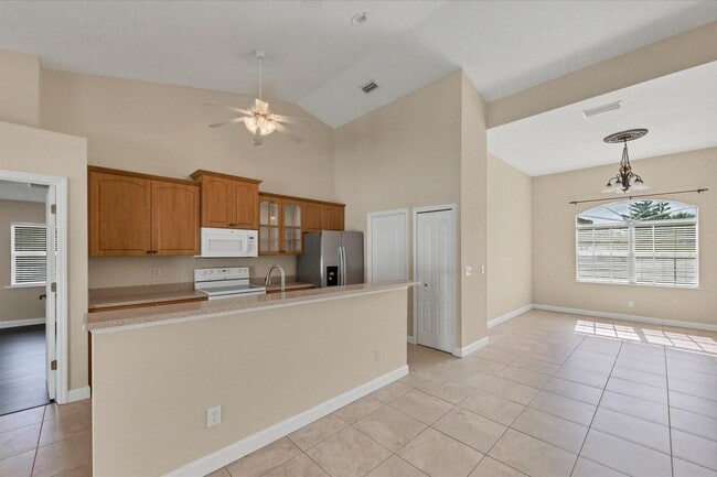 Building Photo - South Venice Annual Pool Home for Rent