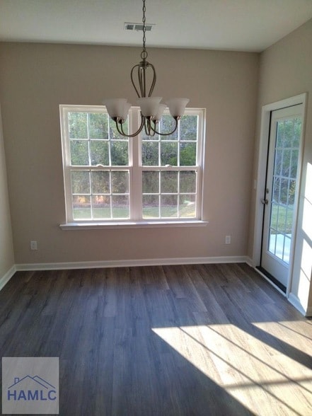 Building Photo - 222 Courage Wy