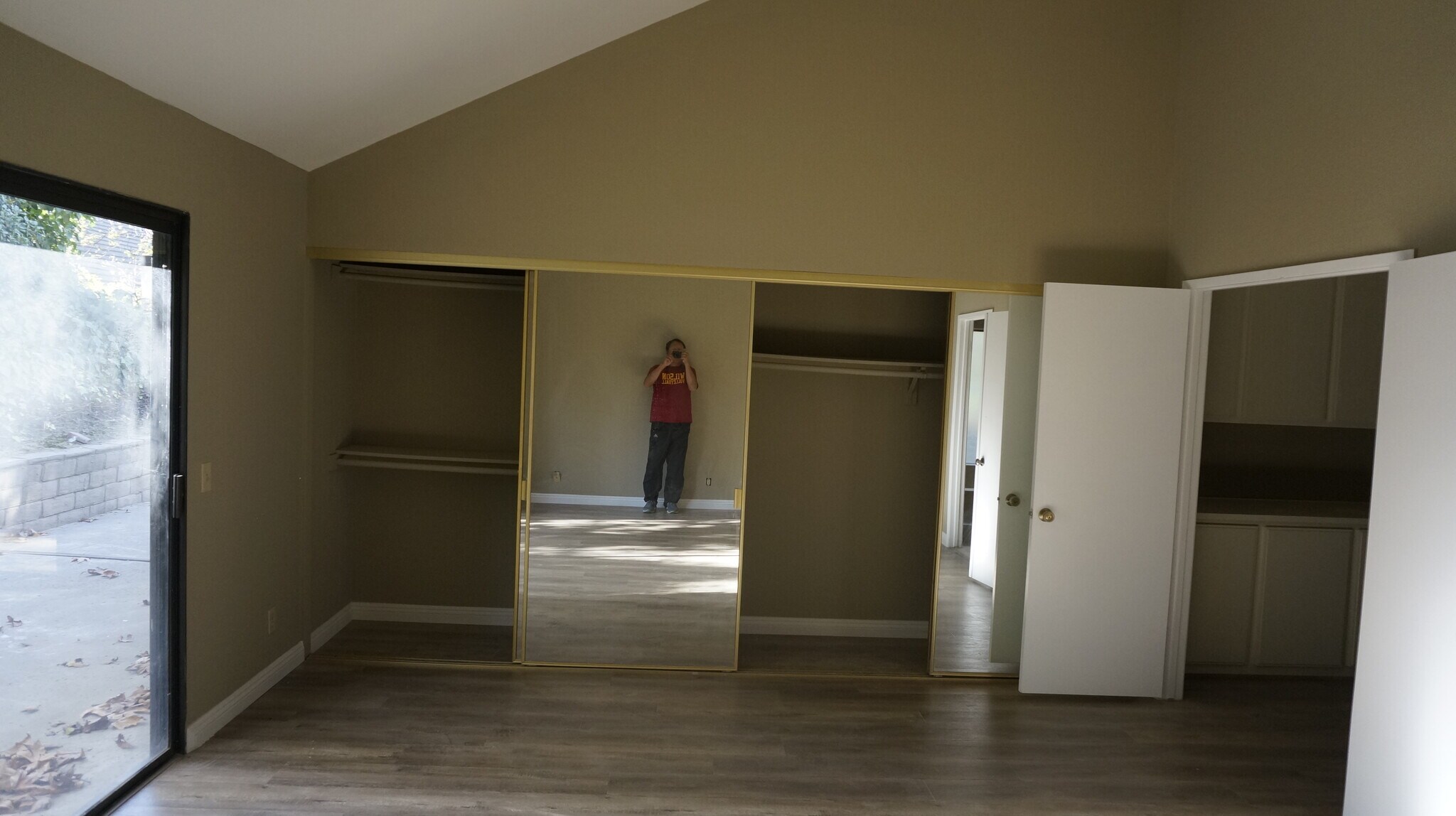 Master Bedroom Closet - 16268 Glencove Dr