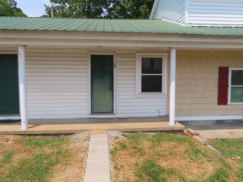 Building Photo - 15091 Fort Campbell Blvd