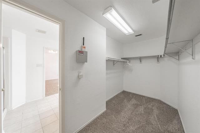 Building Photo - 635 Forest Hill Dr