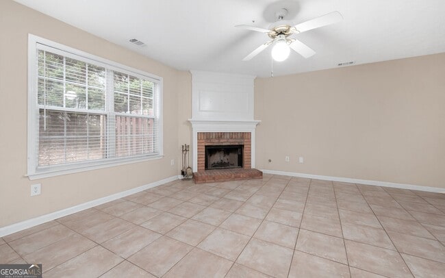 Building Photo - 1393 Glenover Way