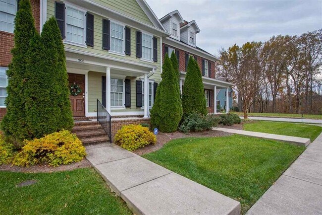 Building Photo - 308 East Promenade