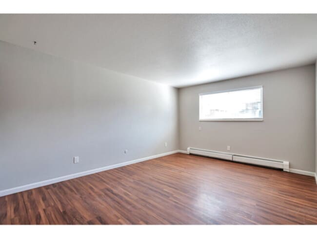 Building Photo - 5339 S Elati St