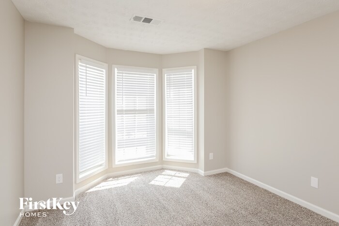 Building Photo - 510 Sunnyside Dr