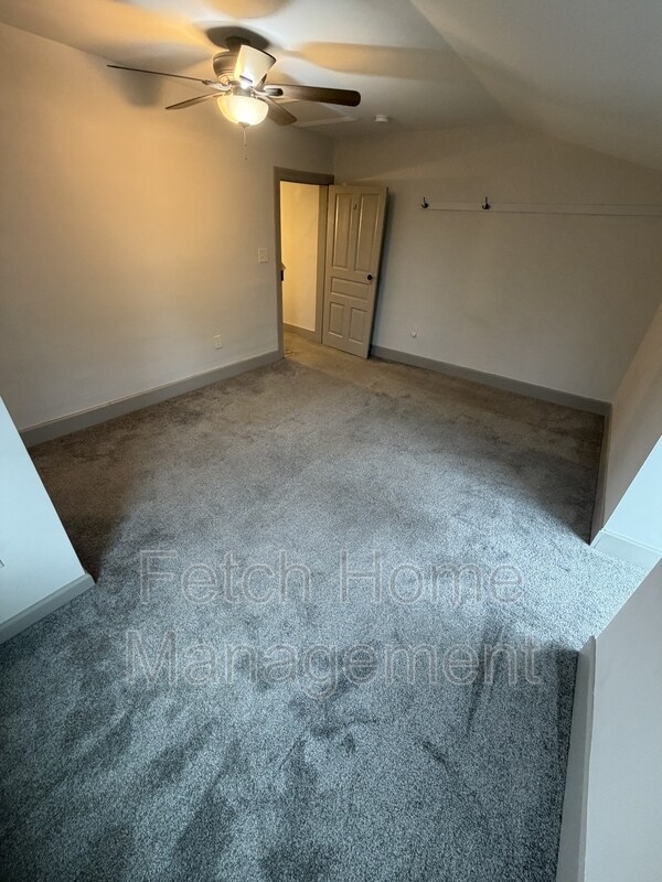 Building Photo - 34 N Lee St