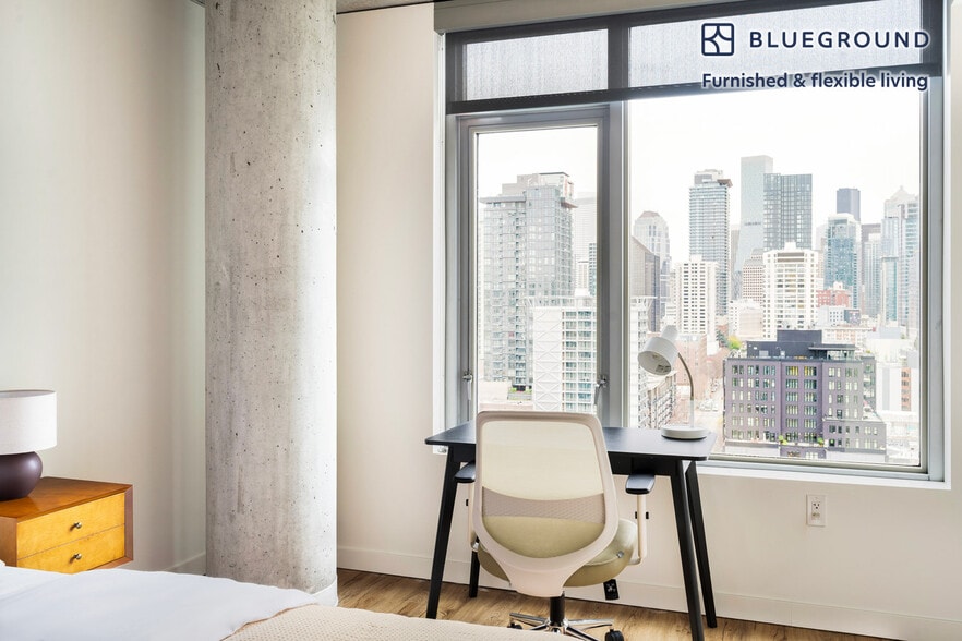 Building Photo - 225 Cedar St