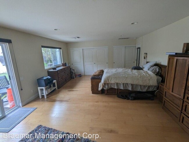 Building Photo - 3 br, 2 bath House - 3963 Greenwood Street