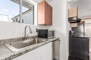 Building Photo - 4333 N 15th Dr