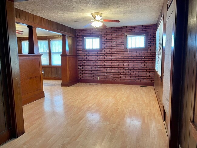 Building Photo - 451 N Roosevelt St