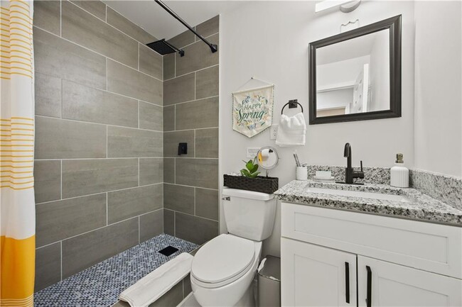 Building Photo - 3285 Mar Lanta Dr