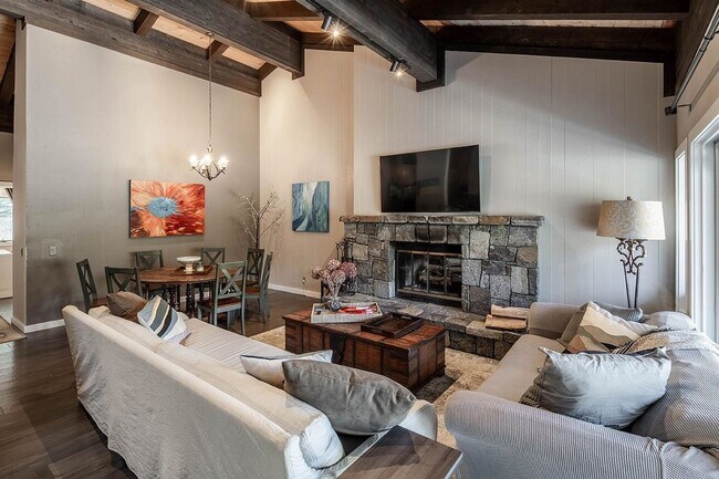 Building Photo - Elevated Olympic Valley Two-Bedroom Condo
