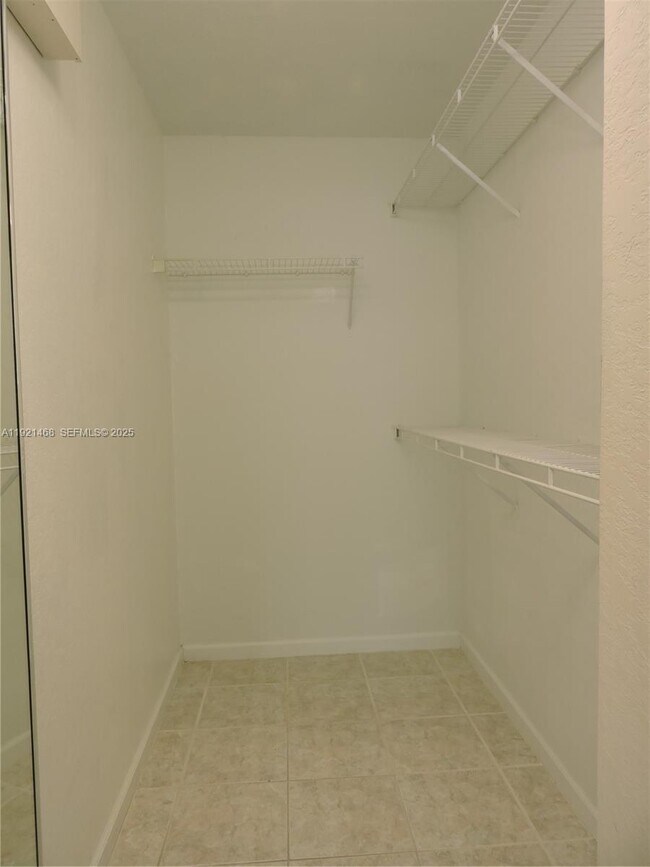 Building Photo - 18744 SW 28th Ct