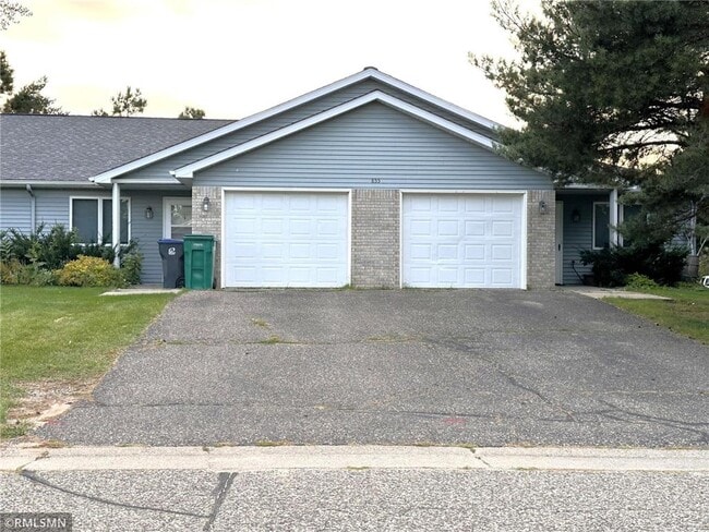 Primary Photo - 855 Highview Dr