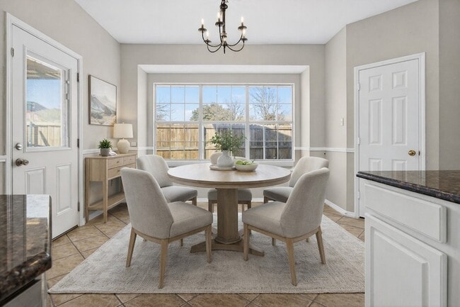 Building Photo - 770 Whitman Dr