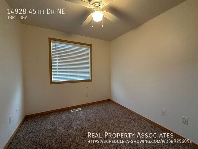 Building Photo - 14928 45th Dr NE