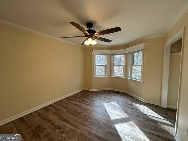 Building Photo - 2637 Jonesboro Rd