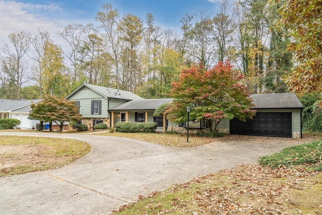 Building Photo - 2431 Weatherford Ct