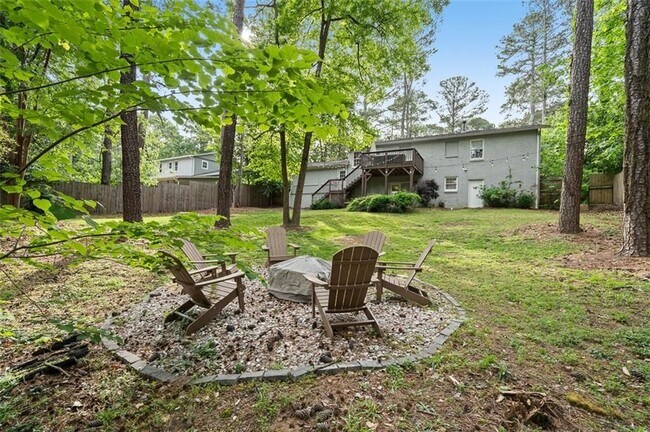 Building Photo - 3334 Romelie Dr